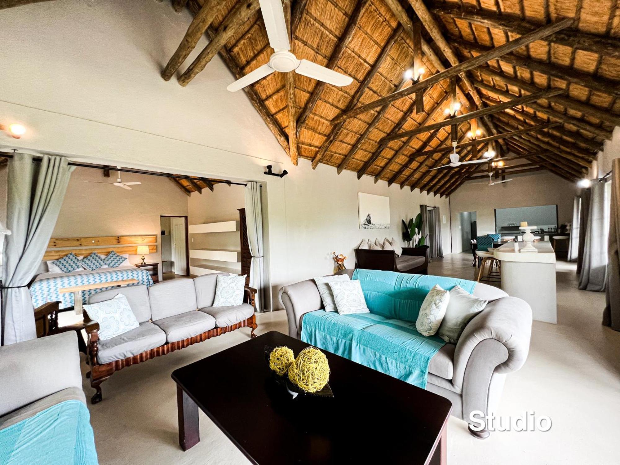 24 Degrees South Country Estate Villa Hoedspruit Exterior foto