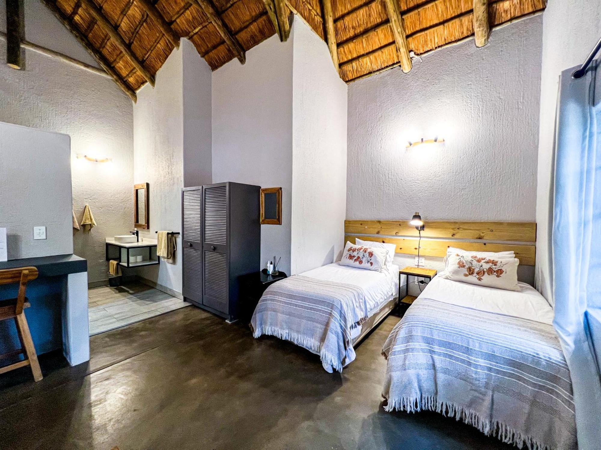 24 Degrees South Country Estate Villa Hoedspruit Exterior foto
