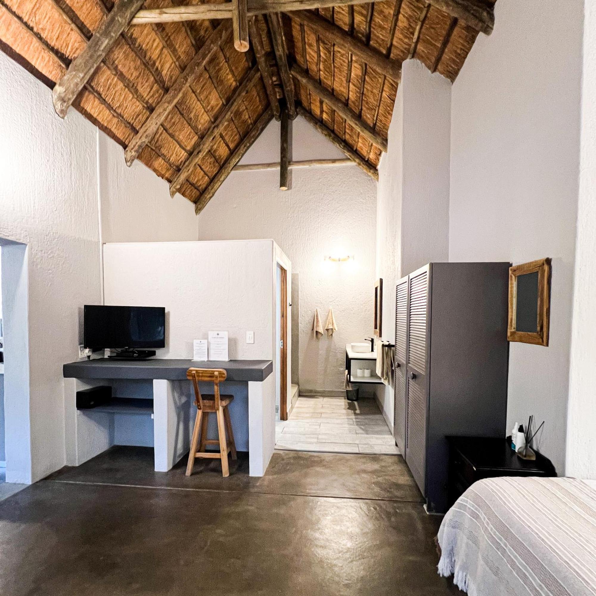 24 Degrees South Country Estate Villa Hoedspruit Exterior foto